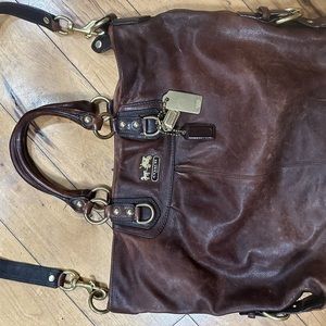 Coach shoulder bag